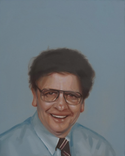 罗伯特·罗素（美国）的作品带有强烈的“概念写实主义”（Conceptual Realism）气质，一方面画工精细、写实风格明显，另一方面他用作品表达记忆、身份、欲望与真实性等主题。他经常以看似平凡或温馨的日常物品、瓷器…