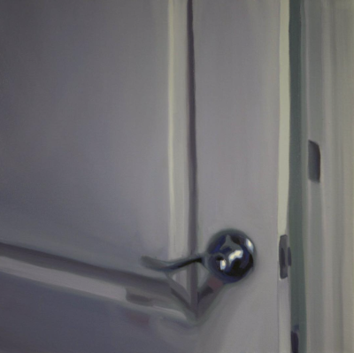 罗伯特·罗素（美国）的作品带有强烈的“概念写实主义”（Conceptual Realism）气质，一方面画工精细、写实风格明显，另一方面他用作品表达记忆、身份、欲望与真实性等主题。他经常以看似平凡或温馨的日常物品、瓷器…