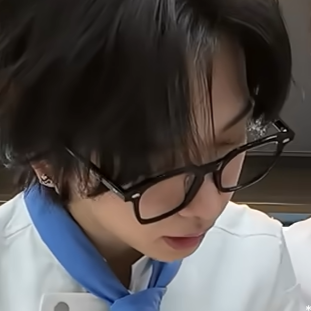 明宰铉