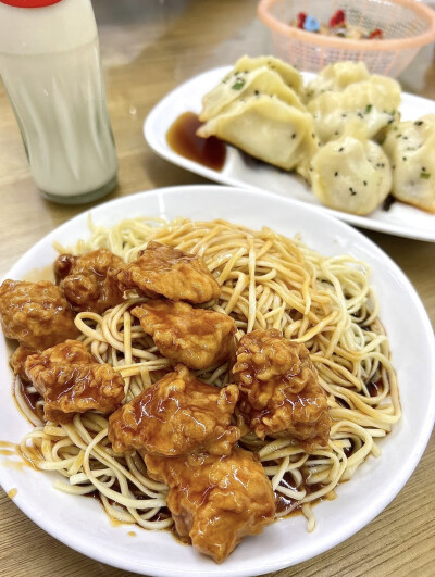 别人吃的四季春冷面，4月份已经出来了