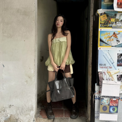 女头