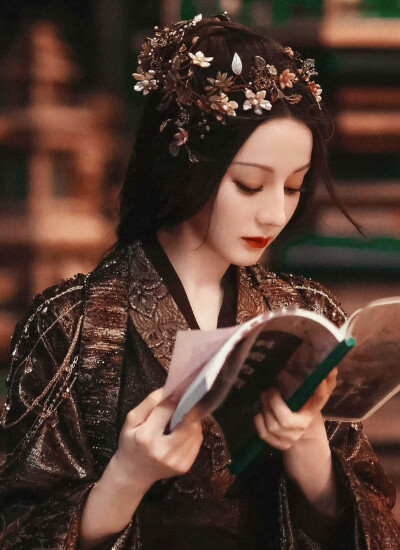 迪丽热巴/白日提灯/贺思慕