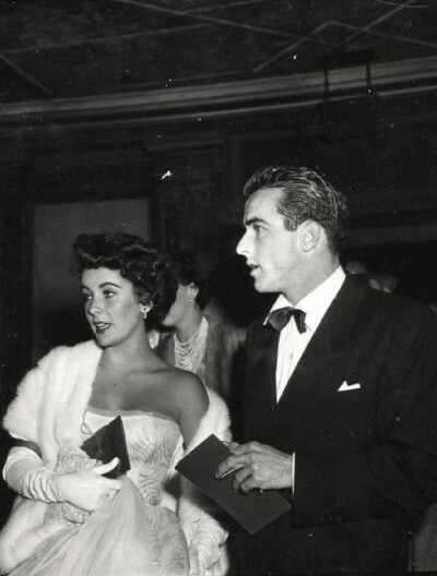 Elizabeth Taylor ​​​