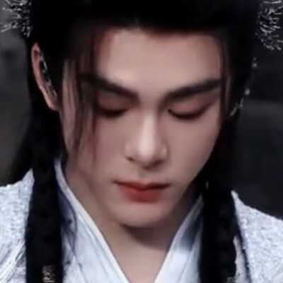 白色一套
