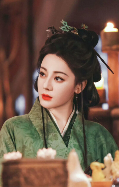 迪丽热巴/白日提灯/贺思慕