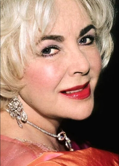 Elizabeth Taylor ​​​