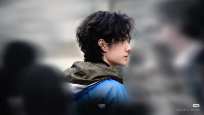 王一博