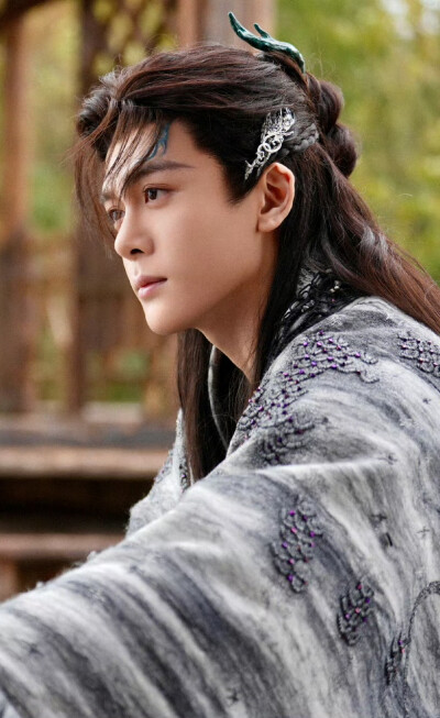 曾舜晞《月鳞绮纪》武拾光