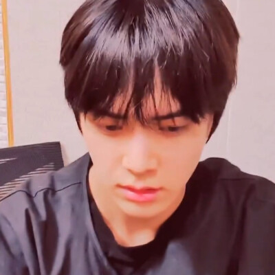 突然更新很多是因为在对着直播合集截图