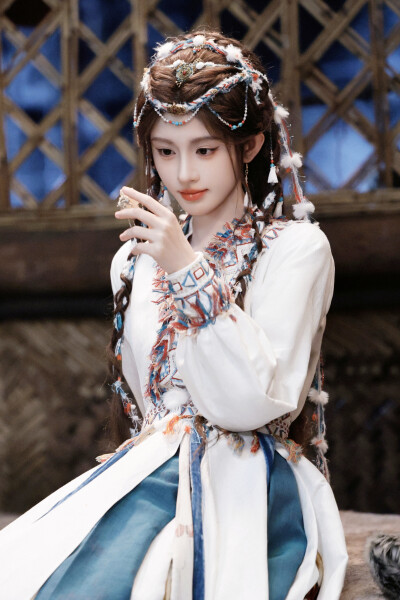 月鳞绮纪 鞠婧祎∣地珠