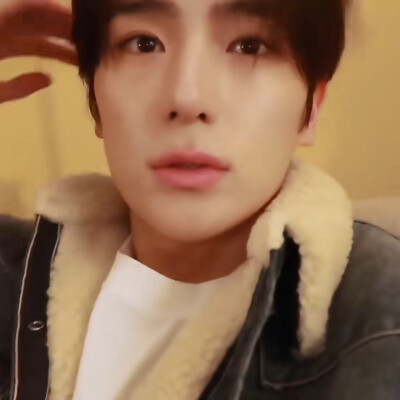 tbz最爱自娱自乐的截头像账号