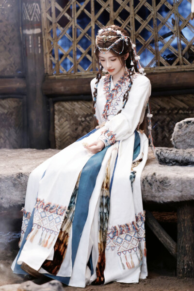 月鳞绮纪 鞠婧祎∣地珠