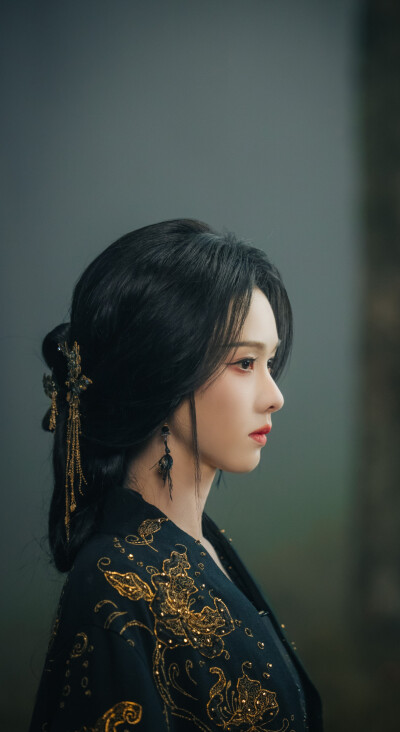 陈都灵《月鳞绮纪》雾妄言