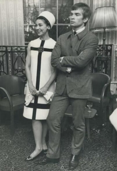 芭蕾舞巨星玛戈.方婷