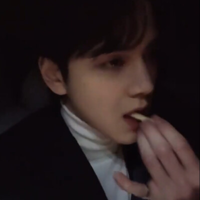 我也想吃薯条了