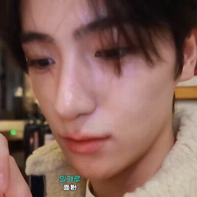 堆糖的更新状态跟我的肠胃状态差不多