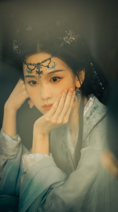 陈都灵《月鳞绮纪》雾妄言