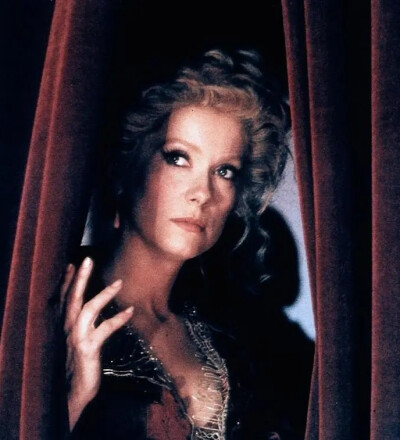 Catherine Deneuve 