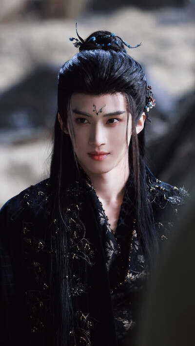 闫桉《月鳞绮纪》源无获