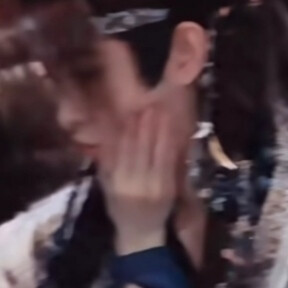 龙神大人真可爱呀捏你脸颊肉