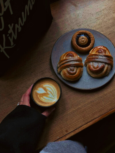 日常
没有想念那么黏