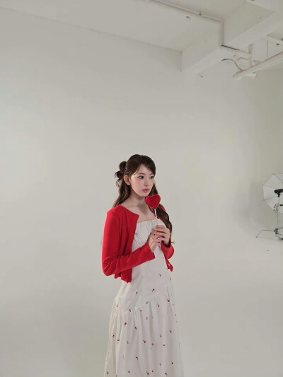 宮脇咲良INS更新