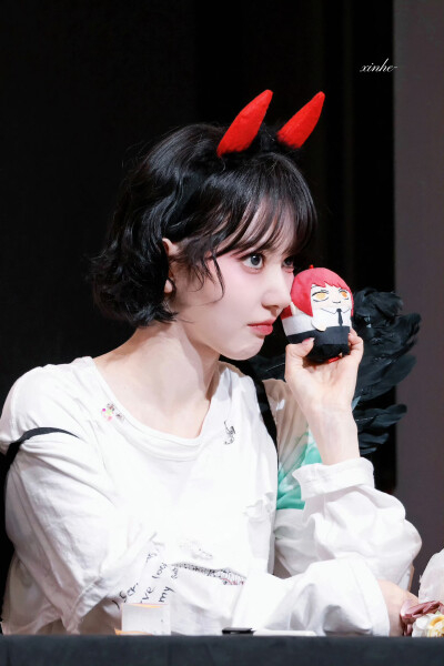 宮脇咲良 饭拍高清