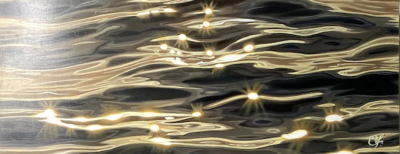 卡琳娜·弗朗西奥索是一位活跃于当代具象绘画领域的艺术家，以融合写实基础与柔和表现语言的人物绘画而受到关注。她的创作关注人物的情绪状态与内在感受，在结构与氛围之间建立细腻平衡。