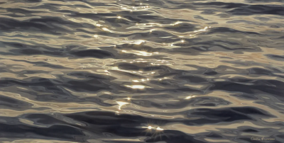 卡琳娜·弗朗西奥索是一位活跃于当代具象绘画领域的艺术家，以融合写实基础与柔和表现语言的人物绘画而受到关注。她的创作关注人物的情绪状态与内在感受，在结构与氛围之间建立细腻平衡。