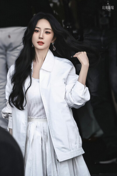 杨幂/Prada全球品牌代言人