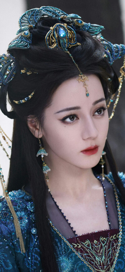 迪丽热巴《白日提灯》贺思慕