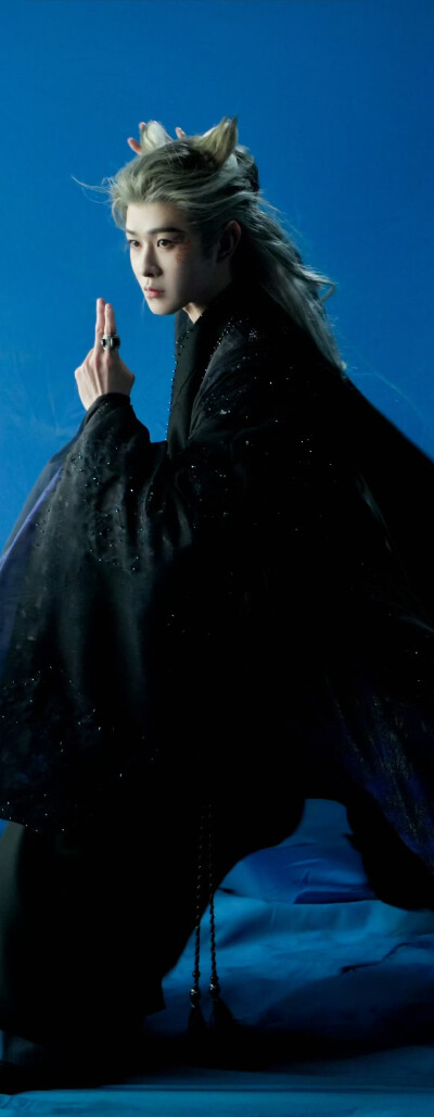 田嘉瑞《月鳞绮纪》龙神