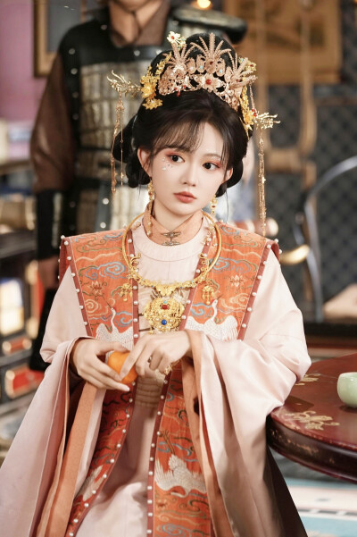 陛下请躺好，娘娘她是真大佬 查祎琛∣沈宁