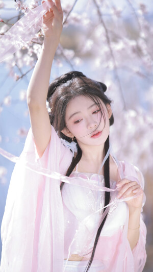 杨伊墨