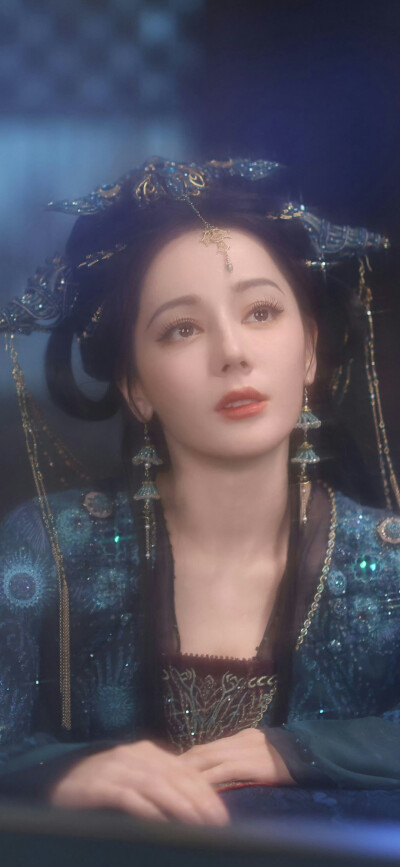 迪丽热巴《白日提灯》贺思慕