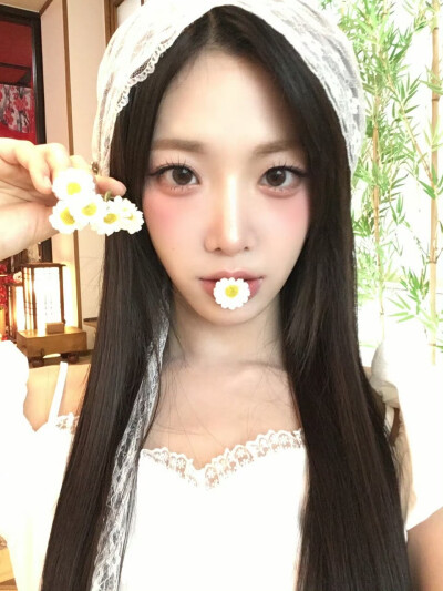 tripleS Nien许念慈