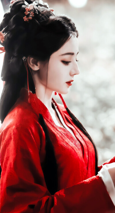 迪丽热巴/贺思慕