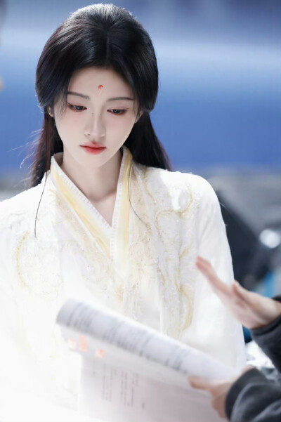 鞠婧祎