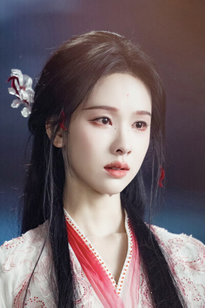 月鳞绮纪 陈都灵∣雾妄言