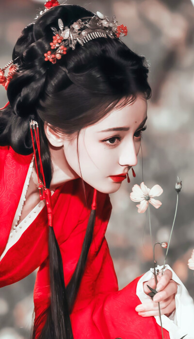 迪丽热巴/贺思慕