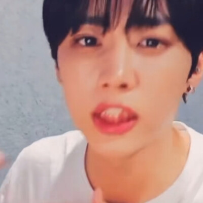 恋爱脑痴情又专一 怎么不显示