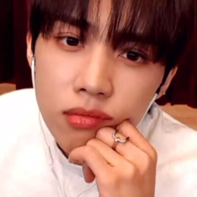 一朝选在毒妇侧