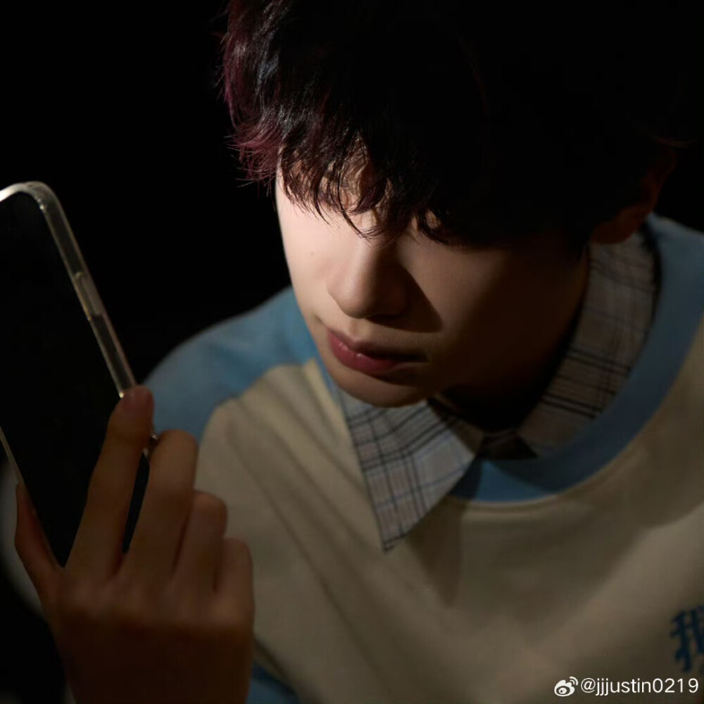 黄明昊