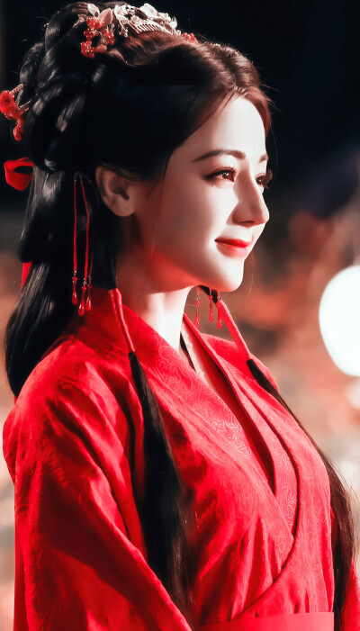 迪丽热巴/贺思慕