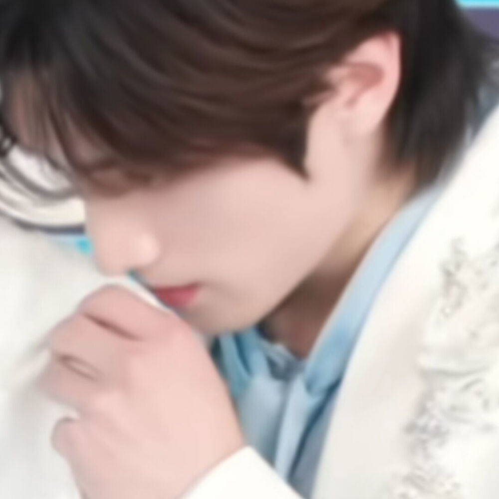 还有你的香水味道