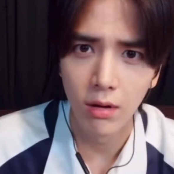 分享汪苏泷的单曲《一笑倾城 (电视剧《微微一笑很倾城》片头曲)》: https://163cn.tv/4TQyalm (来自@网易云音乐)