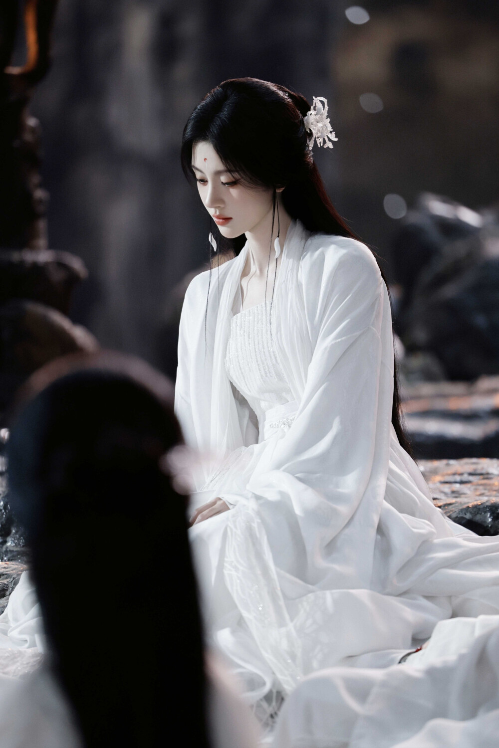 月鳞绮纪 鞠婧祎∣露芜衣