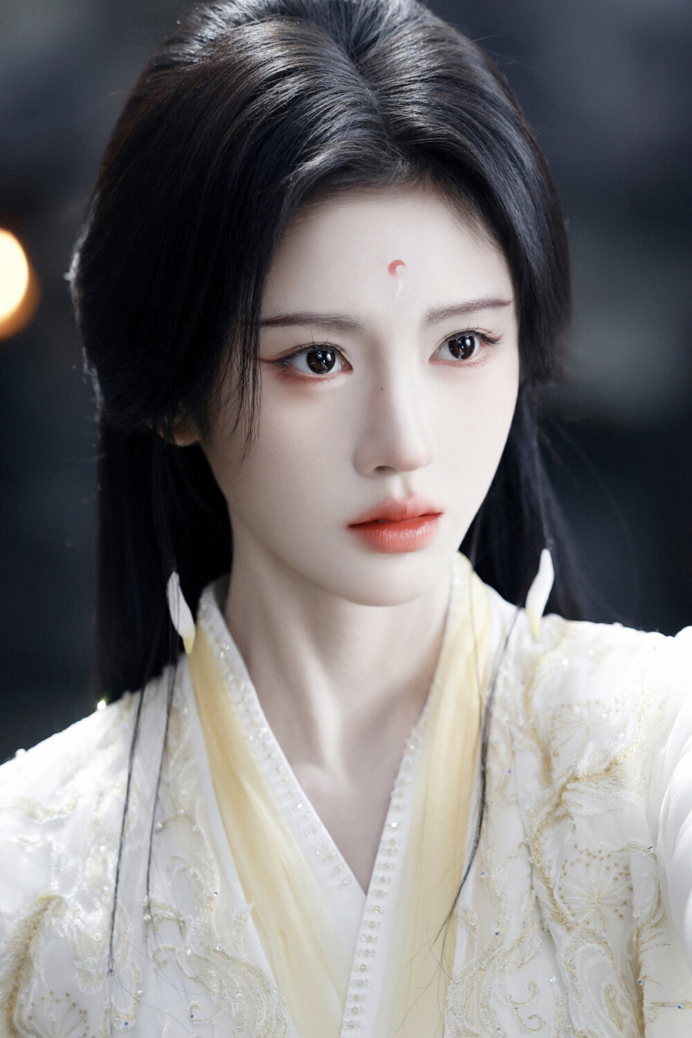 月鳞绮纪 鞠婧祎∣露芜衣