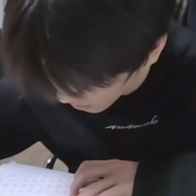 你出轨和我说一声吧，别离婚就行