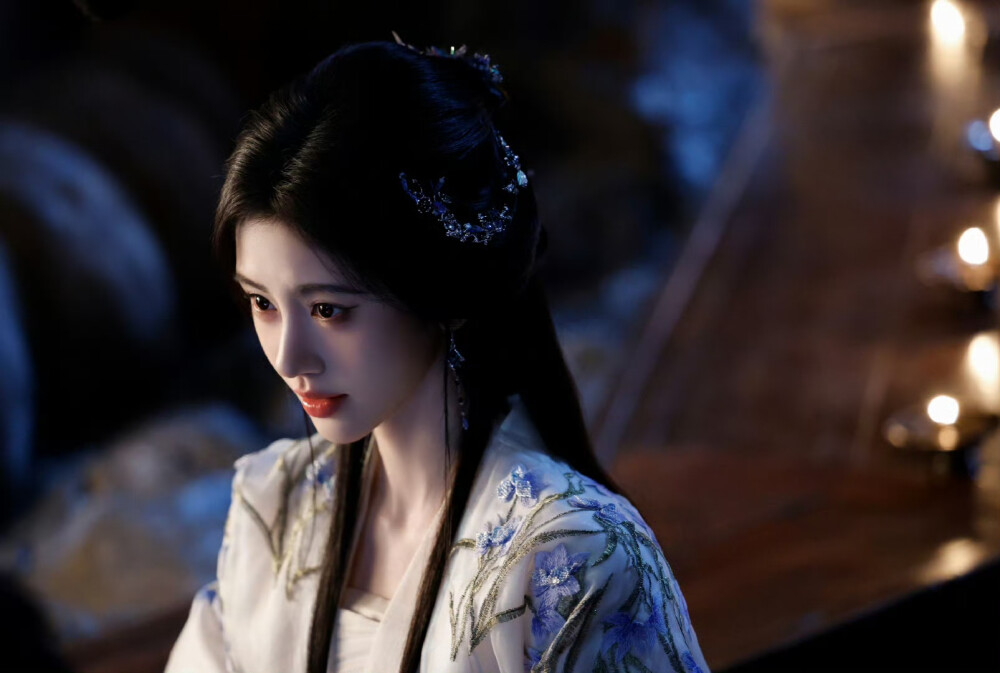 鞠婧祎